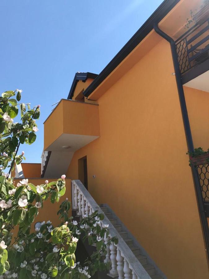 Sobe Rooms Tea Buje Exterior foto